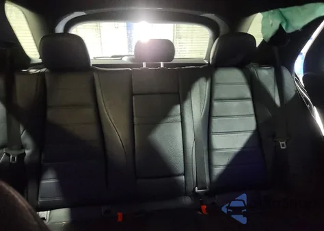 2020 Mercedes-Benz Gle 450 4Matic z USA, uszkodzony, nr VIN 4JGFB5KB4LA095656